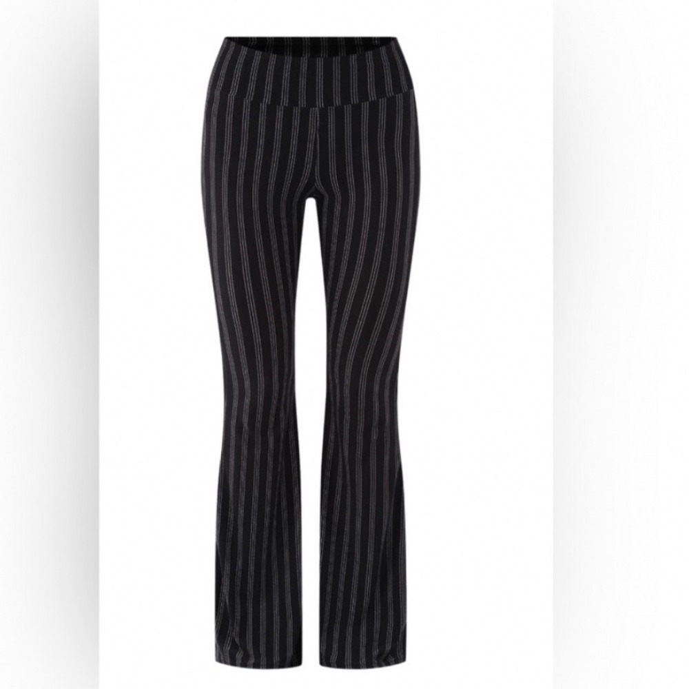 No Boundaries Pull On Flare Pants, 32" Inseam Black Striped Women's Smal